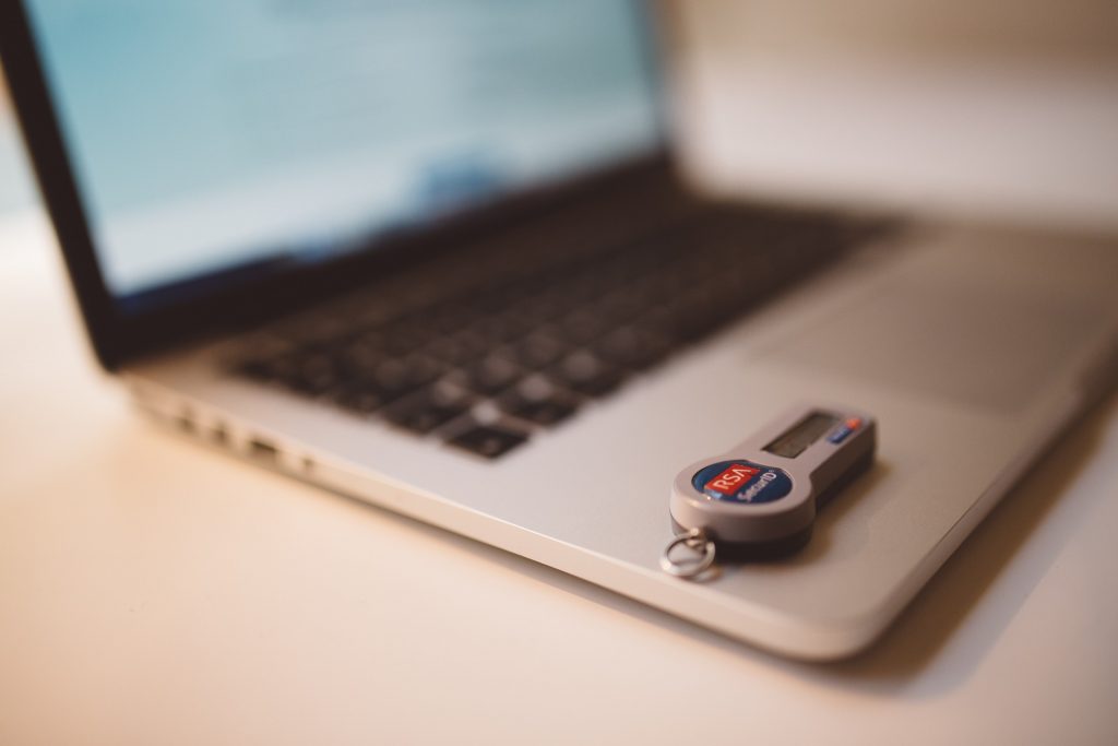 Nodejs authentication using Refresh toke